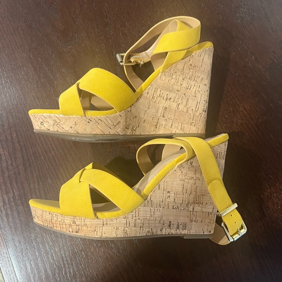 Express Shoes Nwt Express Mustard Yellow Wedges Sz Poshmark
